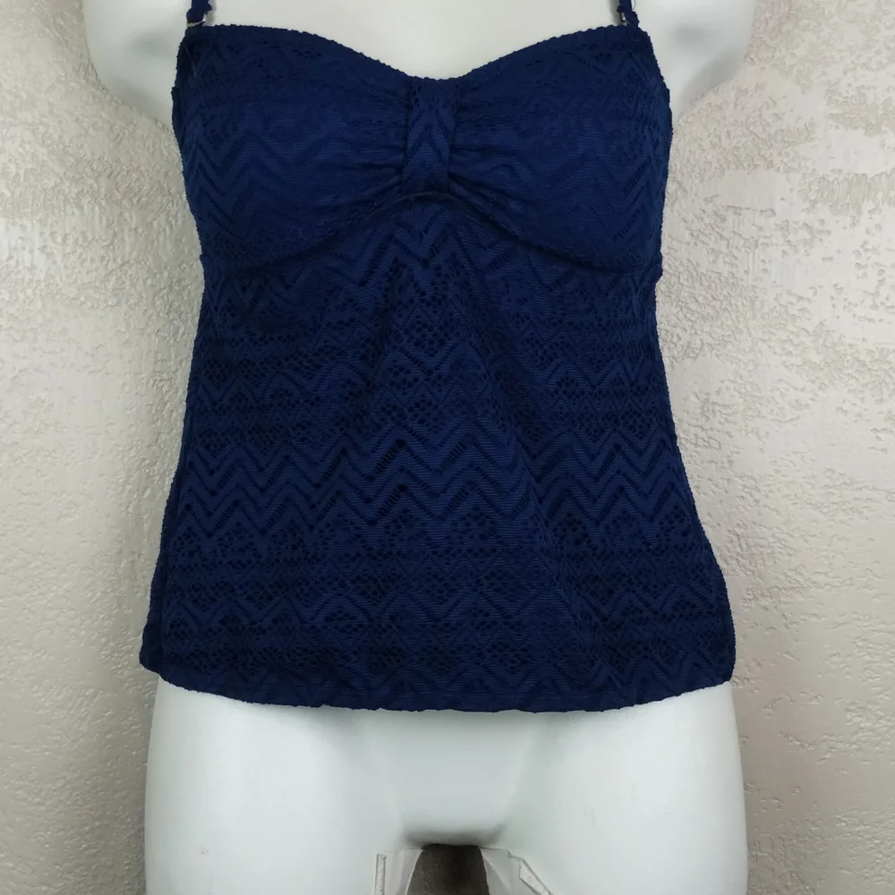 Catalina Women's Solid Crochet Bandini Swim Top Size   M ‎ 8/10